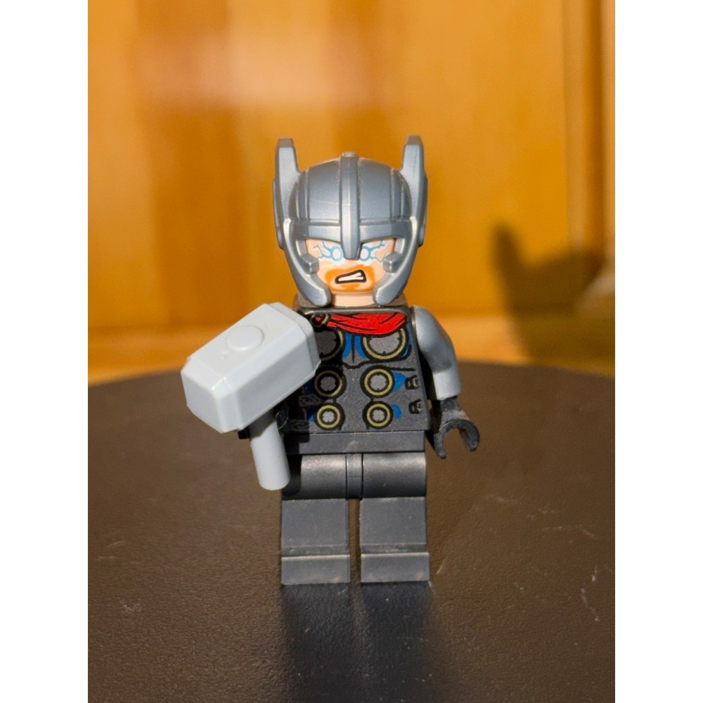 Lego‎ Thor Minifigure Helmet Marvel Super Heroes Avengers 76169 sh0680